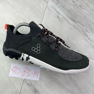 Vivo barefoot Women's Black and Gray Shoes